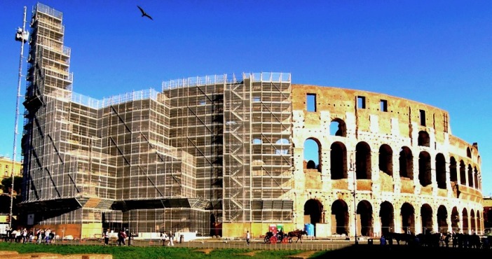 Colosseo restauro